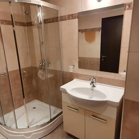 Vp Peter House Apartman Napospart